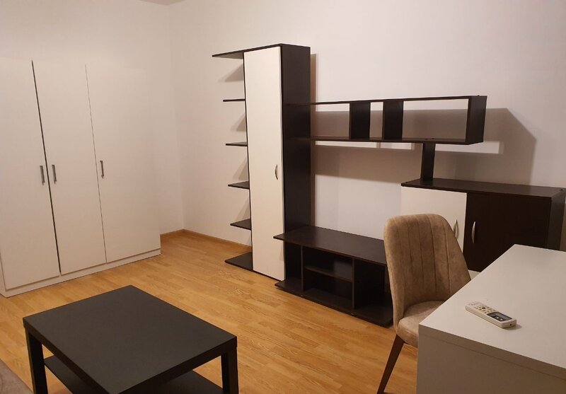 Drumul Taberei, str. Pravat, 2 minute de metrou, 3 de piata, renovat, AC