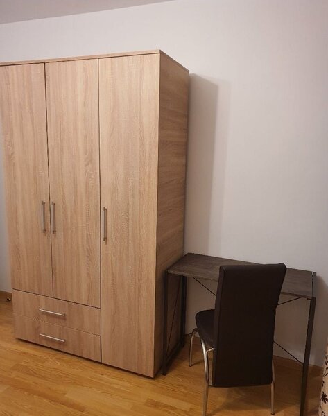 Drumul Taberei, str. Pravat, 2 minute de metrou, 3 de piata, renovat, AC