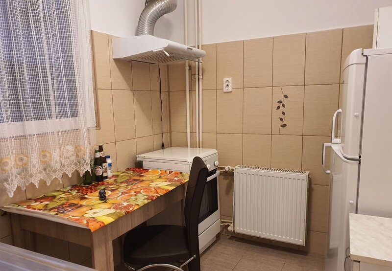 Drumul Taberei, str. Pravat, 2 minute de metrou, 3 de piata, renovat, AC